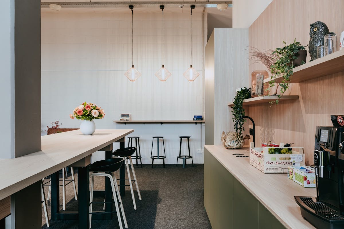 Instapklare kantoren van ca. 725 m² te koop in Kortrijk - foto 3