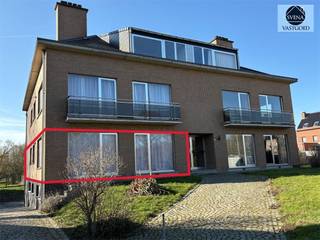 3 SLAAPKAMER APPARTEMENT OP HET GELIJKVLOERSE VERDIEP Richtprijs: 215.000 euroZeer goede ligging in de nabijheid van het vakantiedomein De Gavers en...