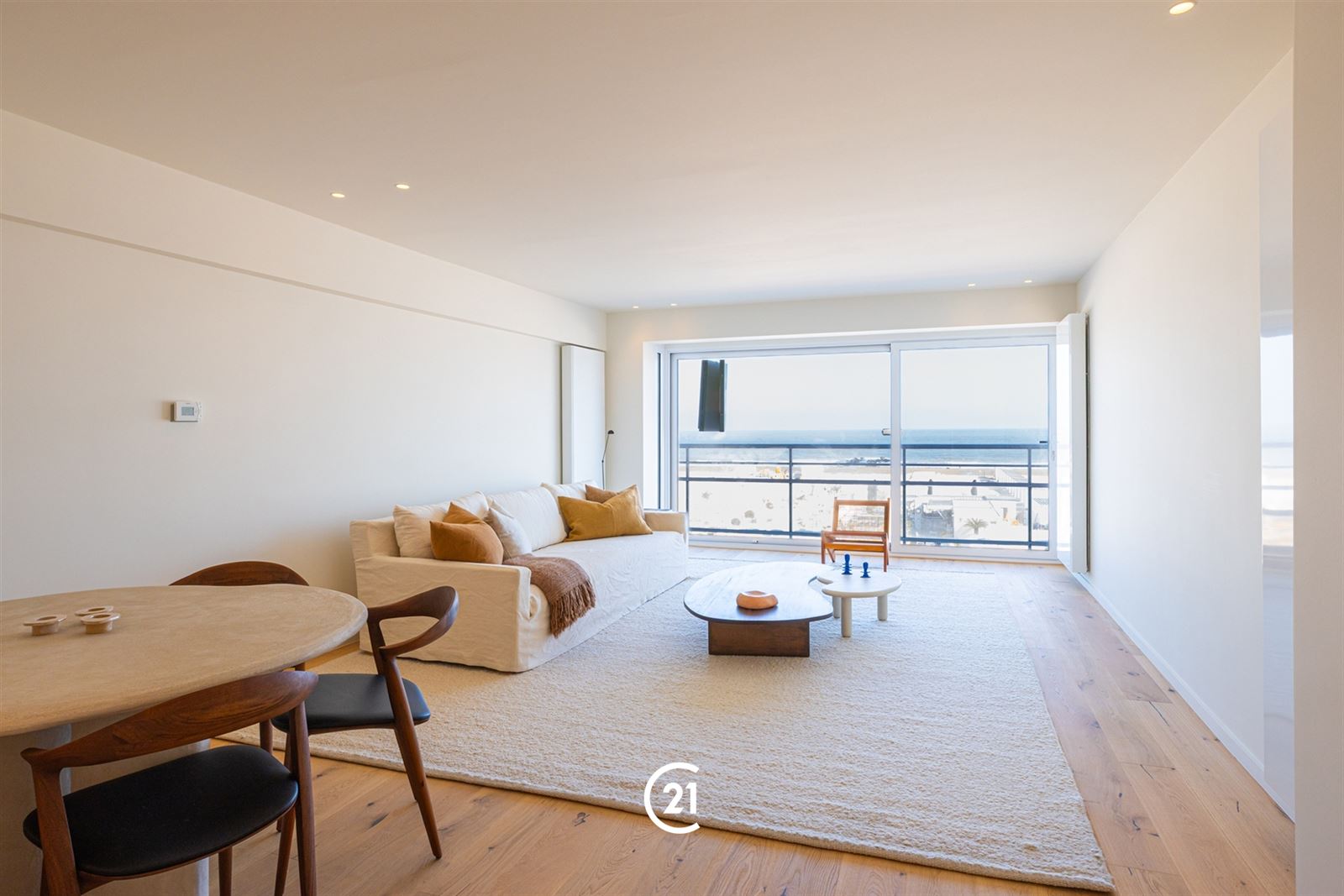 Elke dag vakantie in Het Zoute – Luxueus gerenoveerd appartement met frontaal zeezicht - foto 4