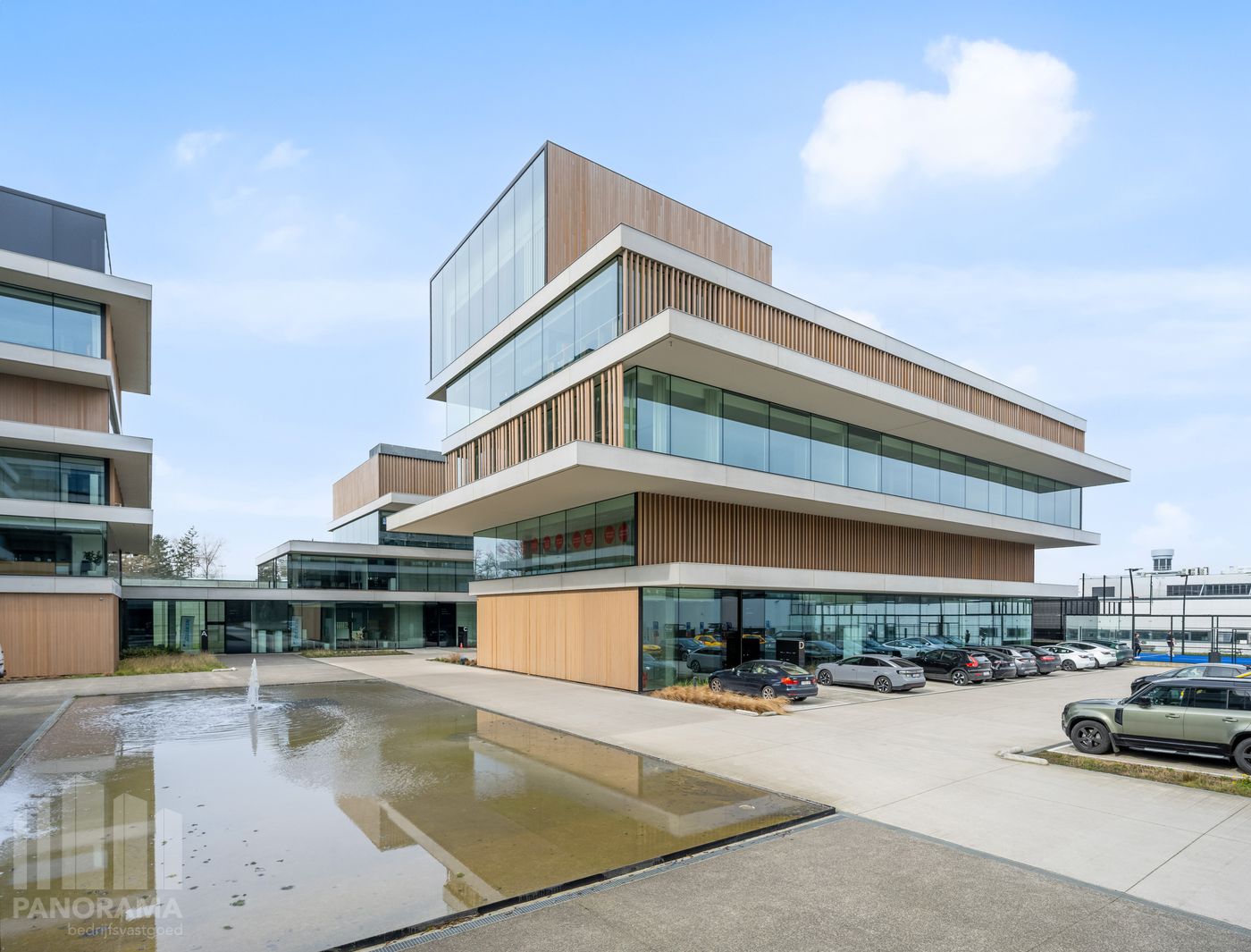 92 m² HIGH-END KANTOREN OP TOPLOCATIE LANGS DE E40 TE OOSTKAMP - foto 5
