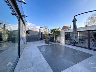Deze rustig gelegen halfopen woning combineert ruimte, comfort en energiezuinig wonen en is volledig instapklaar. Bij het betreden van de woning...