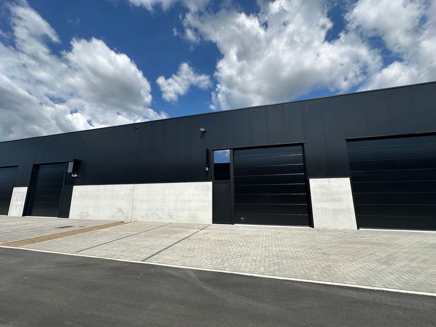 Nieuwbouw KMO-unit 180 m² te koop in Wielsbeke - foto 5
