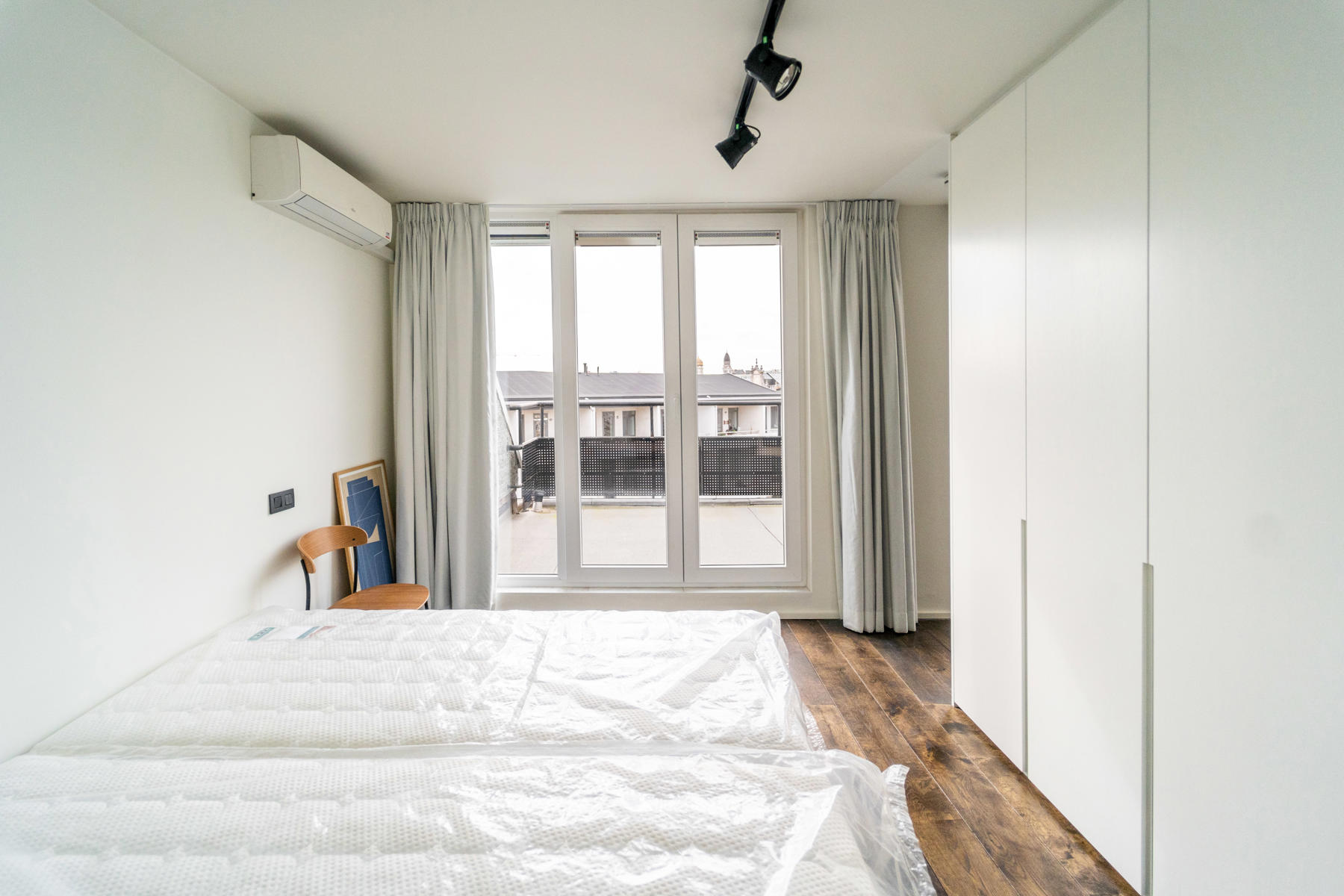 Gemeubelde penthouse met riante terrassen op ’t Zuid, uniek! - foto 5
