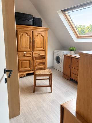 <p><span>Découvrez ce bel appartement d'une chambre à louer à Edegem. Il offre un espace de vie confortable, une chambre spacieuse et une atmosphère accueillante. Il convient parfaitement à une personne seule ou à un couple à la recherche d'un logement agréable.</span></p>
<p><span>Situé à Edegem, l'appartement permet de profiter d'un cadre résidentiel avec des commerces, des services et des transports à proximité.</span></p>