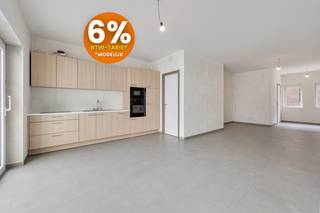 Ontdek Residentie Gersthof, een uniek nieuwbouwproject in het hartje van Aalst. Deze energiezuinige luxe maisonnettes en duplex appartementen combineren modern comfort met een uitstekende ligging, ideaal voor wie op zoek is naar een stijlvolle woonomgeving.<br /><br />Luxe en comfort!<br />De appartementen in Residentie Gersthof zijn ontworpen met oog voor detail en bieden een hoogwaardig afwerkingsniveau. Elk woning beschikt over ruime leefruimtes, grote ramen voor veel natuurlijk licht en riante terrassen waar u kunt genieten van een prachtig uitzicht. Kies voor een appartement of woning met zicht op de groene, aangelegde binnentuin – rust en ontspanning gegarandeerd.<br /><br />Duurzaam en energiezuinig!<br />Residentie Gersthof is gebouwd met de nieuwste energiezuinige technieken, zodat u niet alleen comfortabel woont, maar ook duurzaam en toekomstgericht.<br /><br />Ondergrondse parking en fietsenstalling!<br />Het project beschikt over een ruime ondergrondse parking met voldoende plaats voor auto’s en fietsen. U geniet zo van maximale mobiliteit en veiligheid.<br /><br />Waarom kiezen voor Residentie Gersthof?<br /><br />- Centrale ligging in hartje Aalst<br />- Energiezuinige luxe appartementen en woningen<br />- Ruime terrassen met zicht op een groen omgeving<br />- Ondergrondse parking en fietsenstalling<br /><br />Wonen in Residentie Gersthof betekent wonen in stijl, comfort en rust. Neem vandaag nog contact op voor meer informatie of een bezoek aan dit unieke project.<br />Contacteer Ruben op 0479/ 03 90 17 of mail naar ruben@cornelis-partners.be