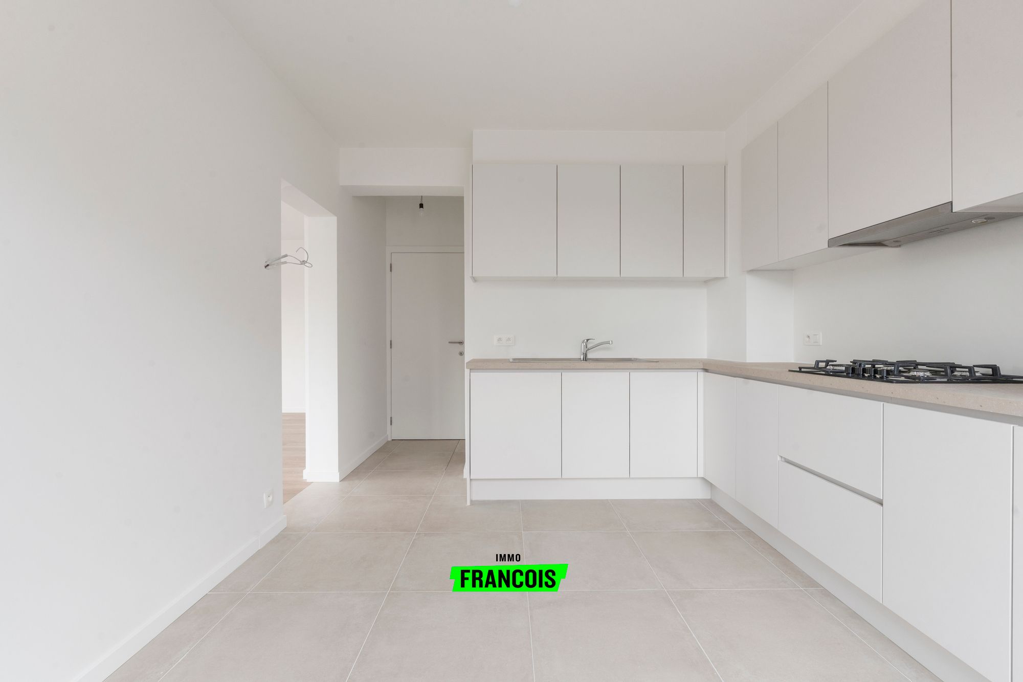 Apartment for sale in Ostend with 4 bedrooms - photo 3