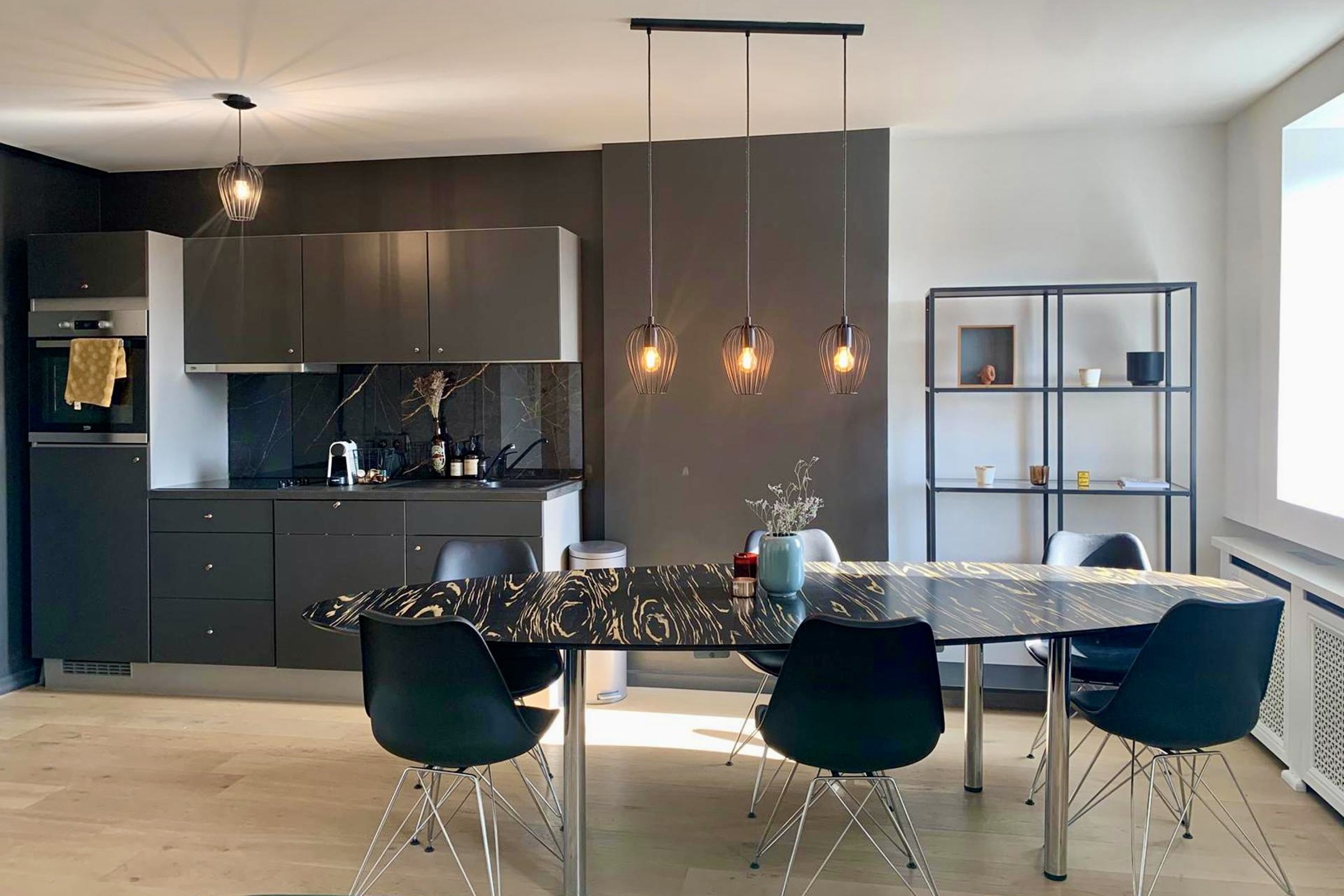 Te huur: hip bemeubeld appartement in hartje Antwerpen - foto 4