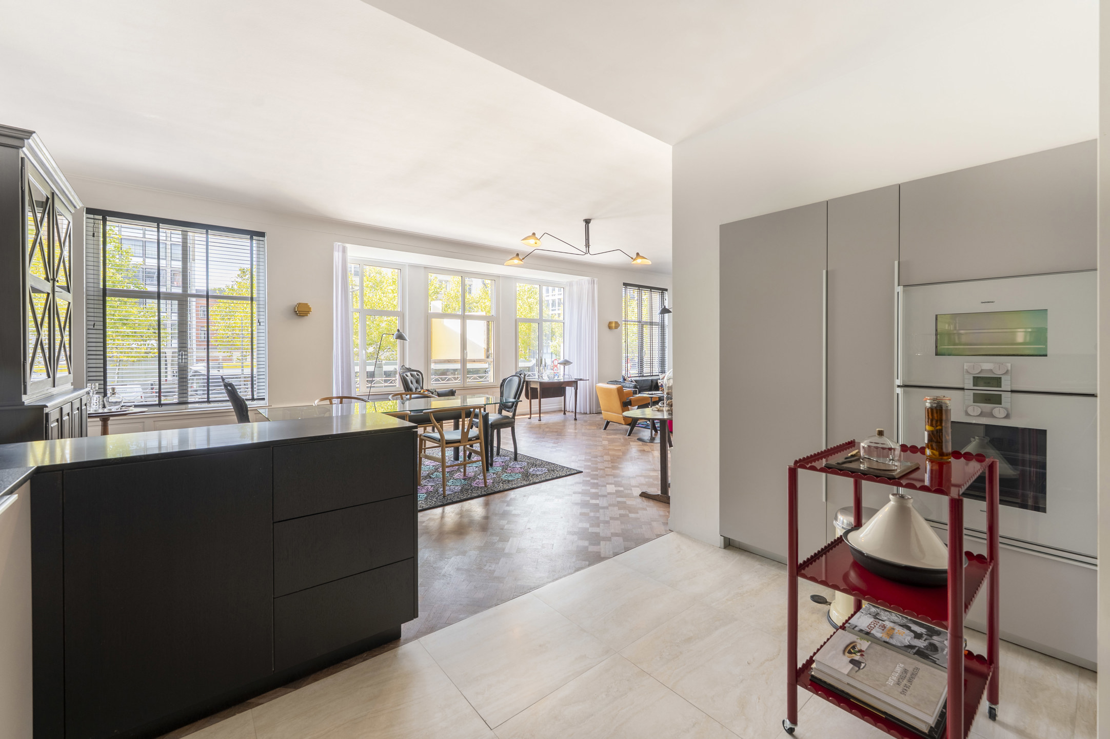 ANTWERPEN - Gerenoveerd appartement met 10 m facade - foto 5