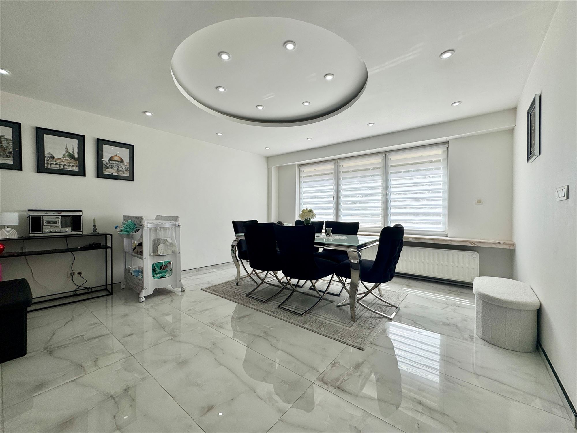 Ruime Halfopen Woning Te Koop! - foto 3