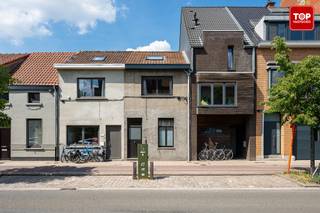 Charmante woning op TOP ligging met 4 slaapkamers en prachtige tuinDeze woning geniet een bijzonder interessante ligging, dichtbij Gent centrum, het...