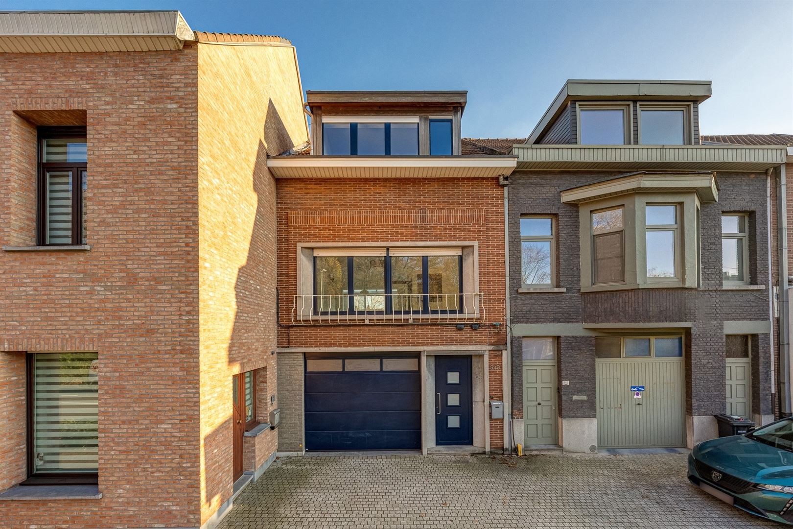 Woning met tuin en garage(s) - foto 2