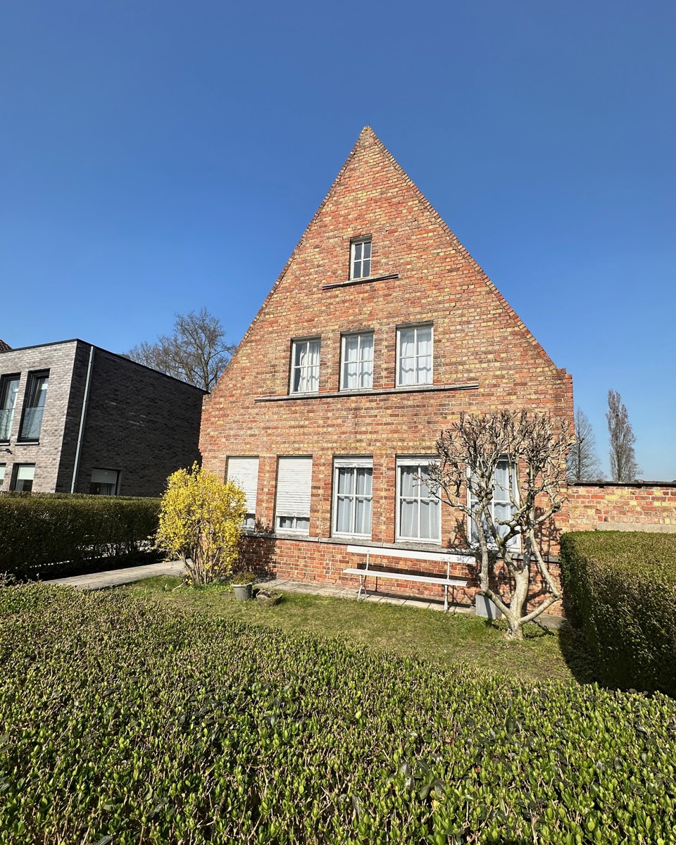 Woning met veel potentieel in fietsstraat in Sint-Michiels - foto 3