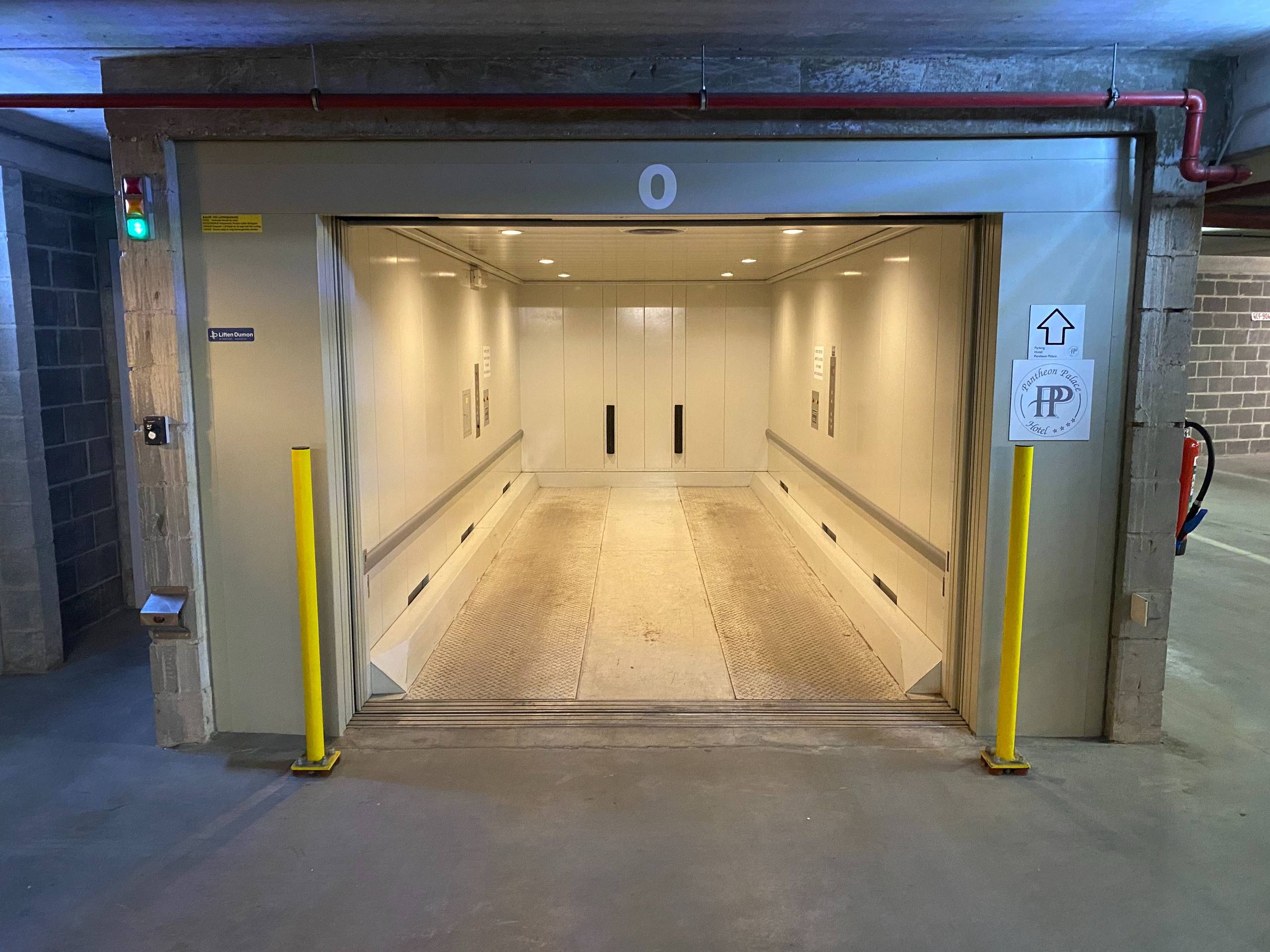 Uiterst centrale staanplaats te Blankenberge - foto 2