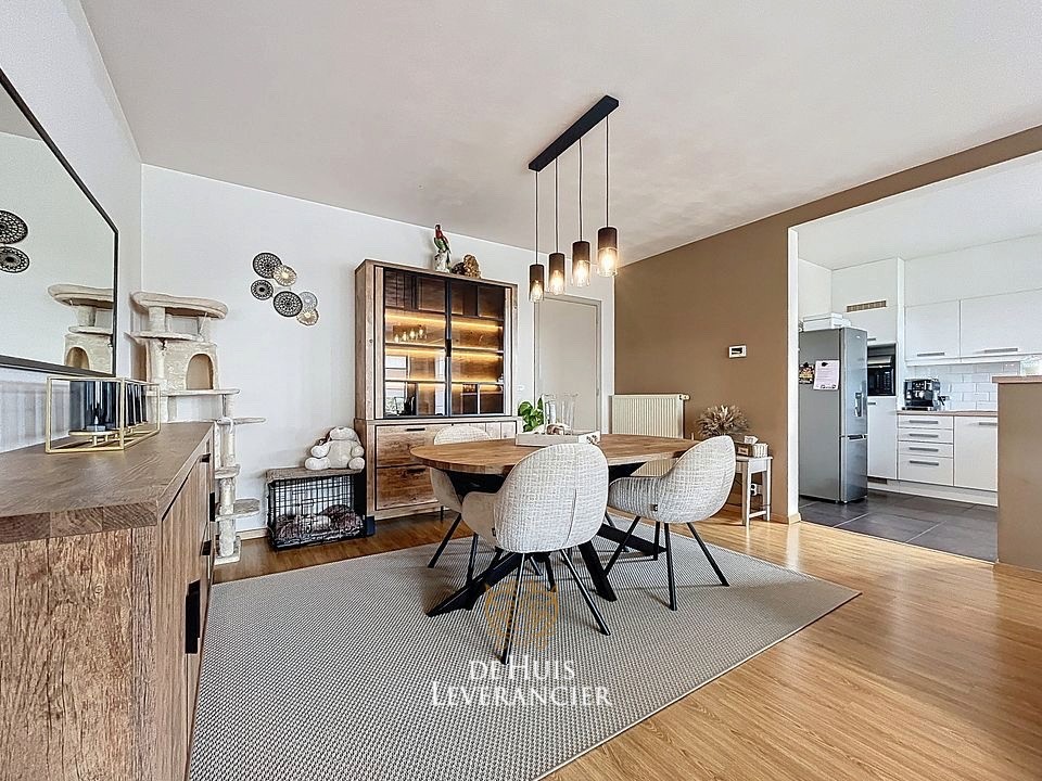 Lichtrijk en instapklaar appartement (100 m²) met zonnig terras in Molenveld Edegem! - foto 5