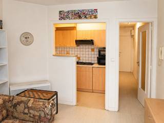 On the first floor of Residence Fabiola, located at Astridlaan 22 in Blankenberge, you will find this practical one-bedroom apartment in a...