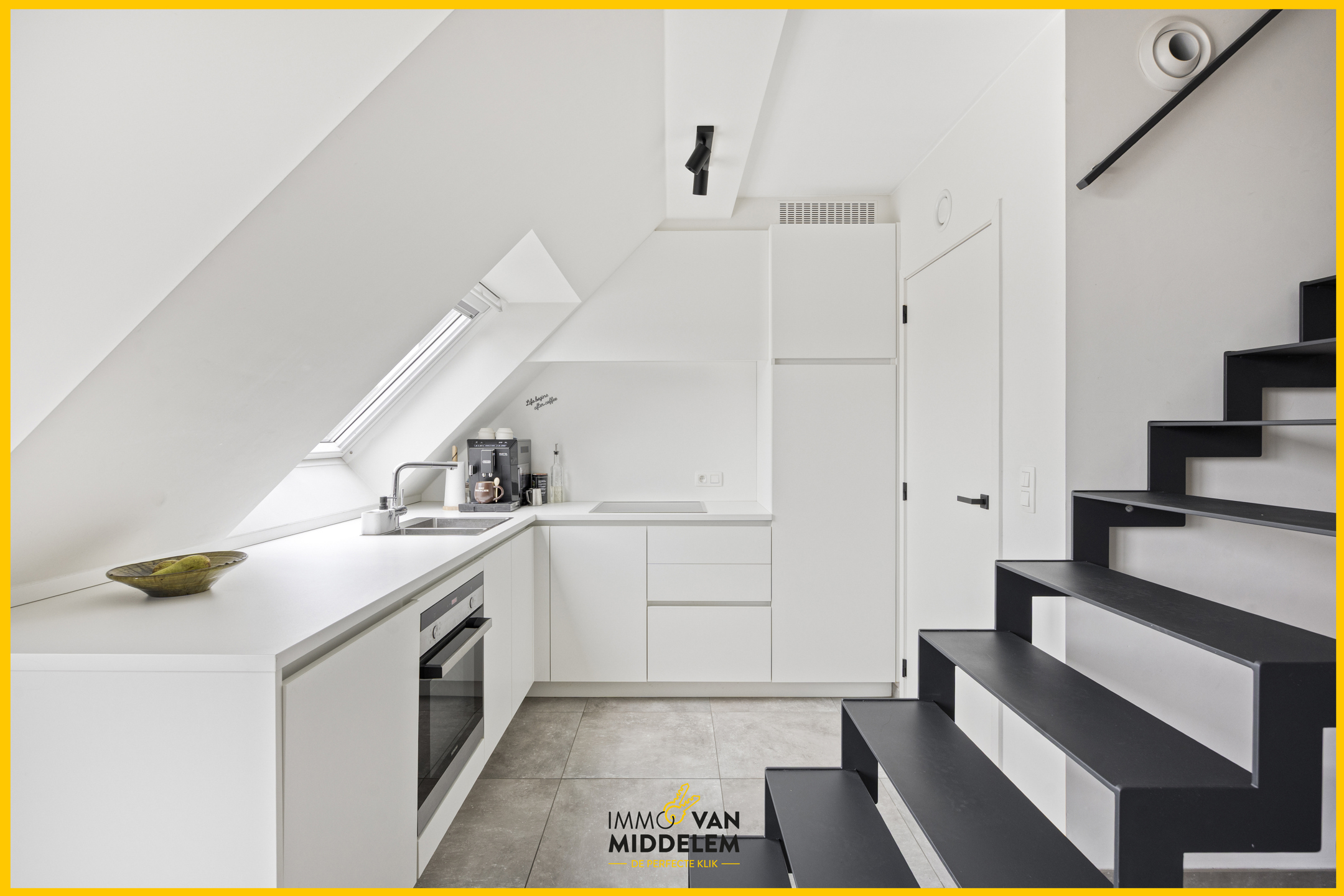 INSTAPKLAAR DUPLEX MET 2 KAMERS EN TERRAS - foto 5