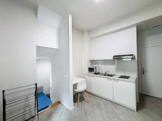 !!!! HUURCONTRACT VOOR 1 JAAR EN UITSLUITEND VOOR STUDENTEN !!!! BRUSSEL Centrum, (UL - 1E8) op een steenworp afstand van het Vlaams Theater en...