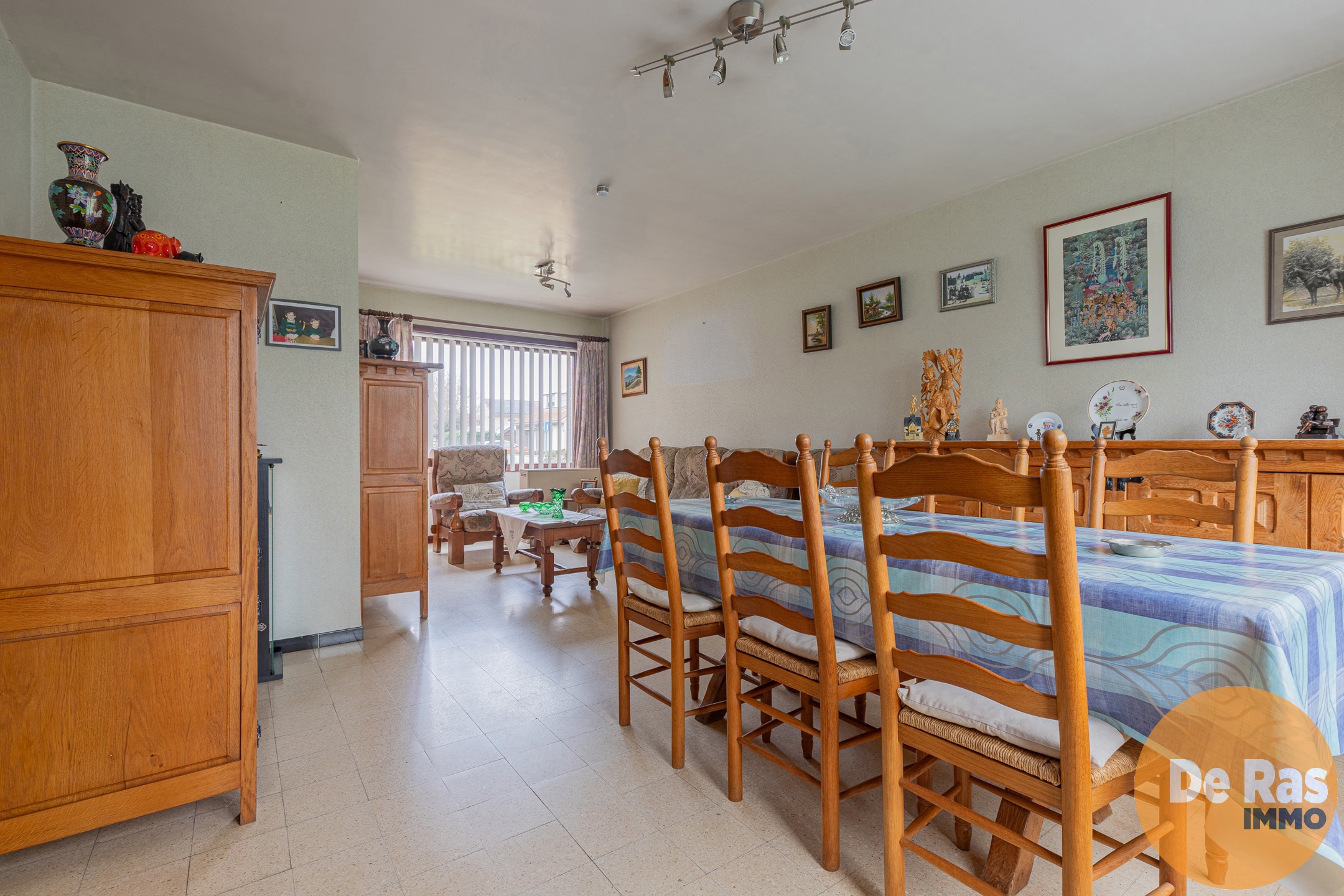 ERPE-MERE - Ruime gezinswoning in residentiële wijk - foto 4