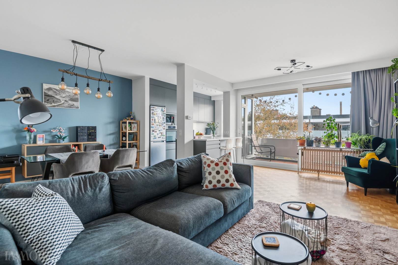 Instapklaar goed onderhouden 2 slaapkamerappartement nabij Fruithoflaan. - foto 1