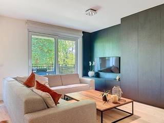 Mooi gelegen appartement in het “hart” van de stad, met zicht op het groen. Het bestaat uit een inkomhal met afzonderlijk toilet en ingemaakte...
