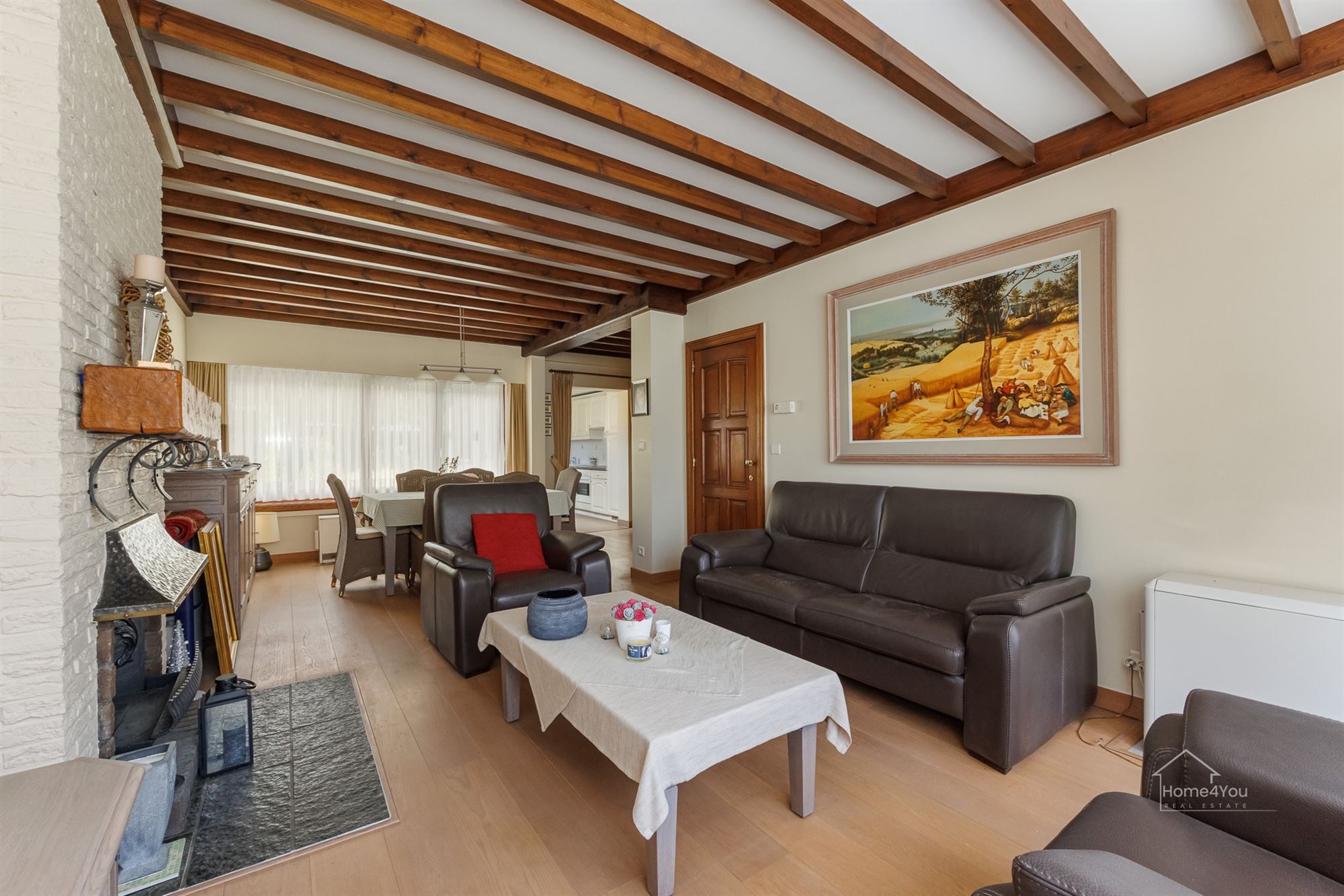 Te renoveren rijwoning met garage op toplocatie te Kontich - foto 4