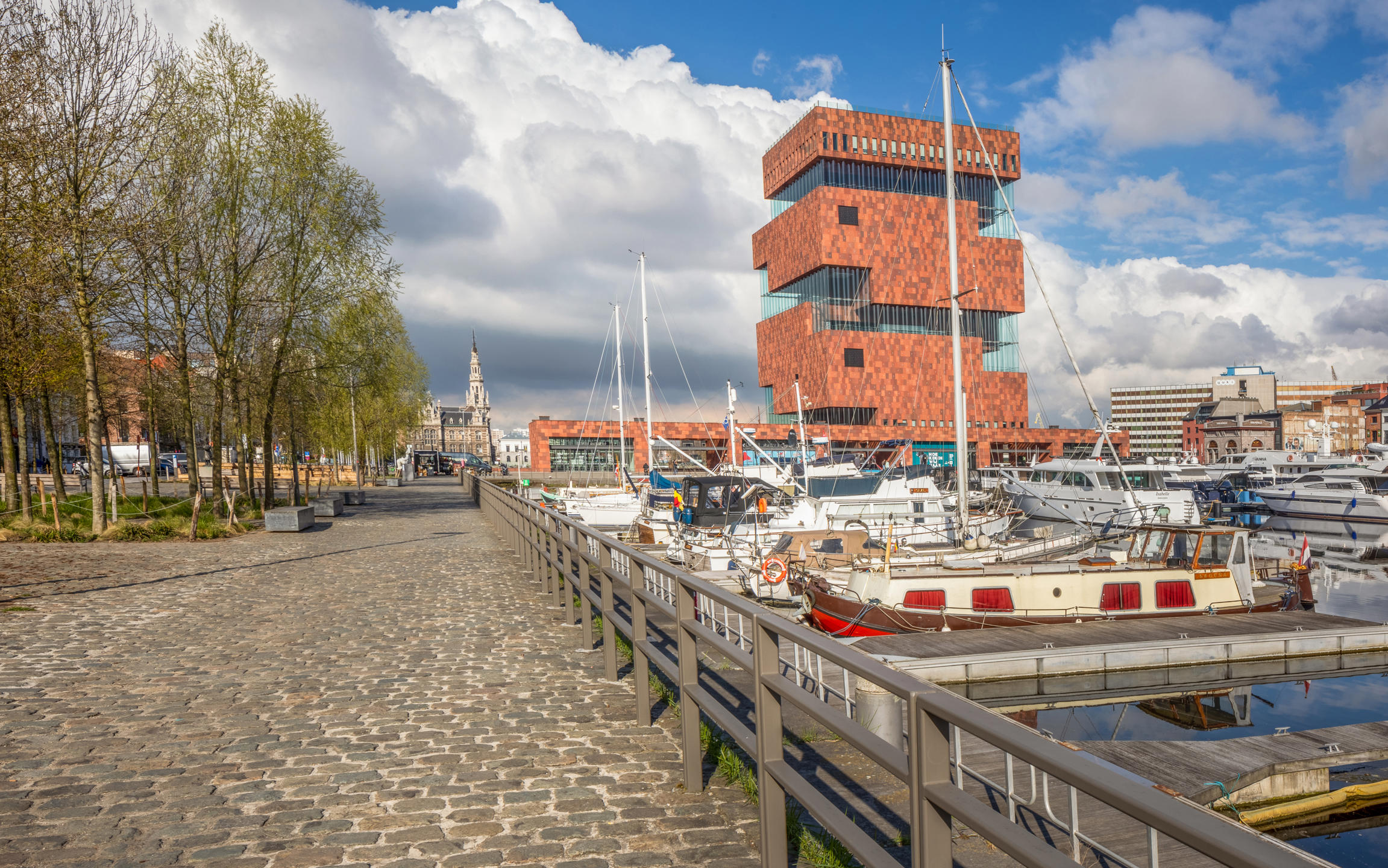 Exclusieve kantoorloft met karakter en uitzicht op het MAS - foto 3