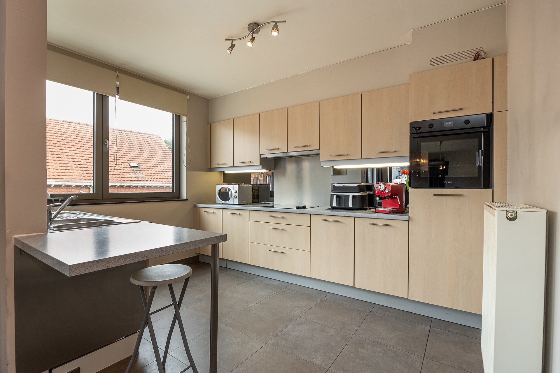 Appartement met 2 slaapkamers en garage gelegen in het centrum van Sint-Gillis-Waas (88m²) - foto 5