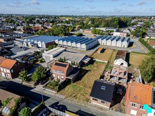 Zeer interessante bouwgrond zonder bouwverplichting met een oppervlakte van 1.150m². Hoewel de bouwgrond geniet van een vlotte bereikbaarheid...