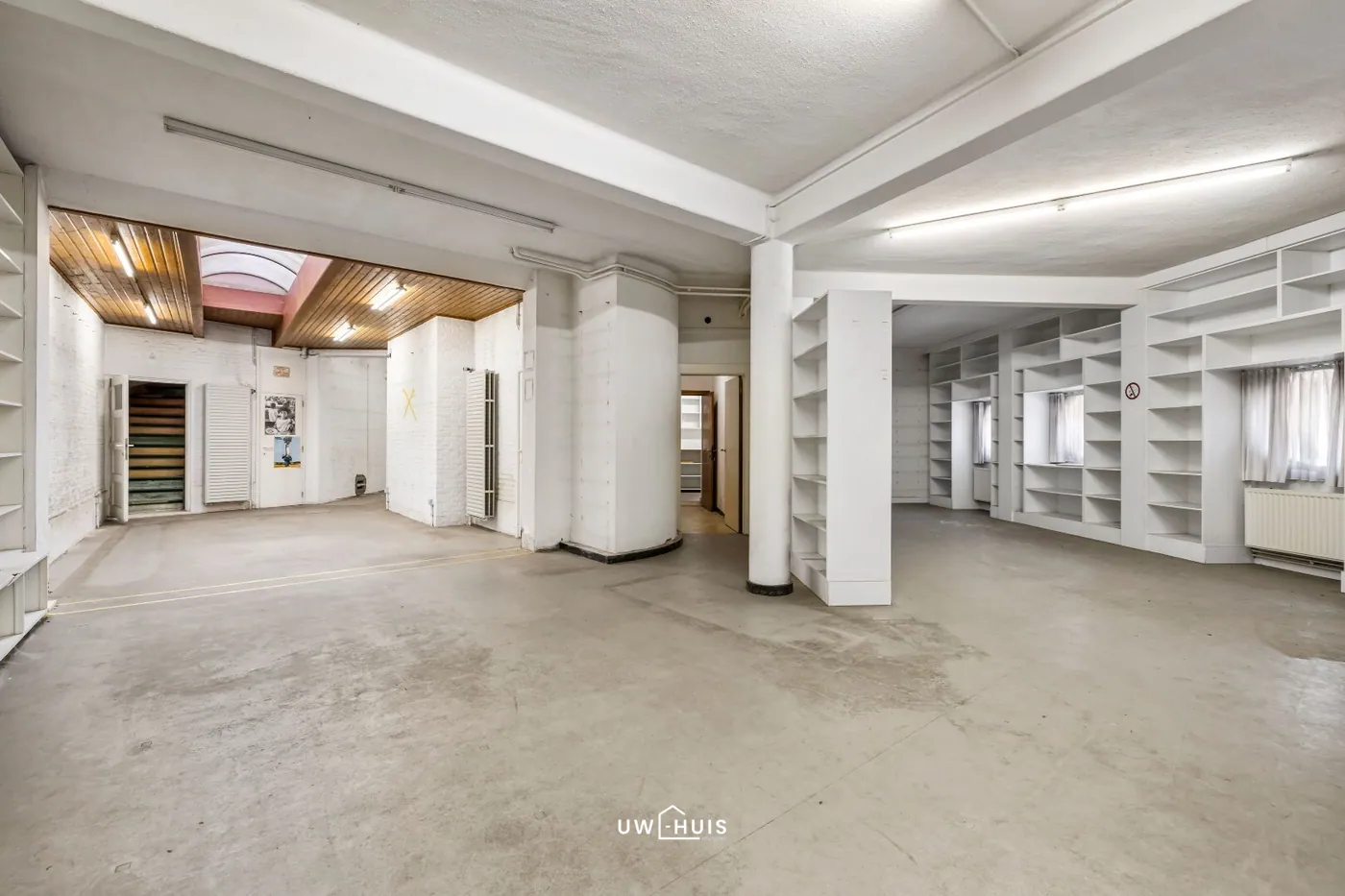 Commercial for sale in Sint-Niklaas with 7 bedrooms - photo 5