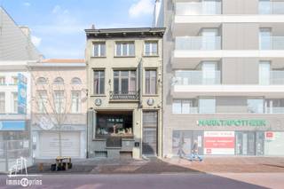 Horecapand te koop op topligging in Sint-Niklaas – vlakbij de Grote MarktUnieke opportuniteit voor horeca-uitbaters of investeerders! Dit...