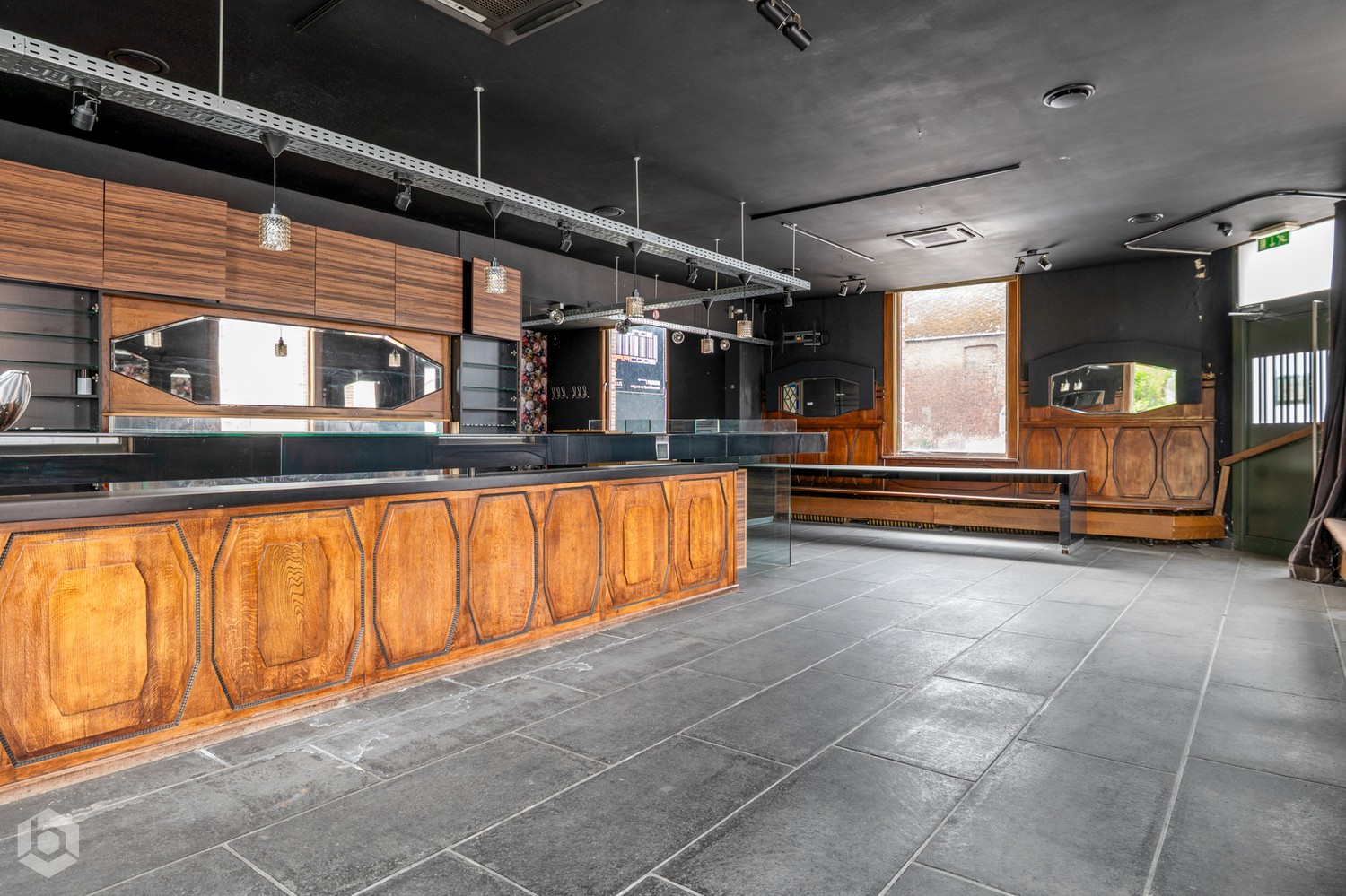 Handelspand met woonst en app. op toplocatie te Putte - foto 4