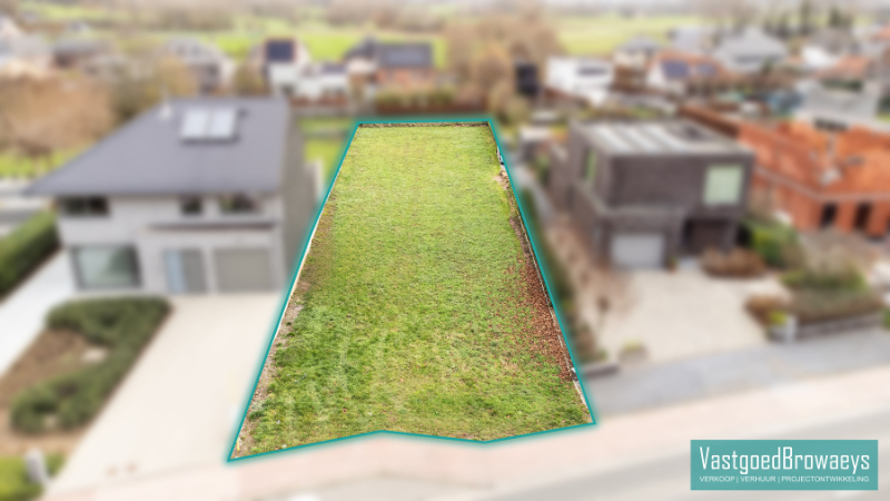 Land for sale in Brakel