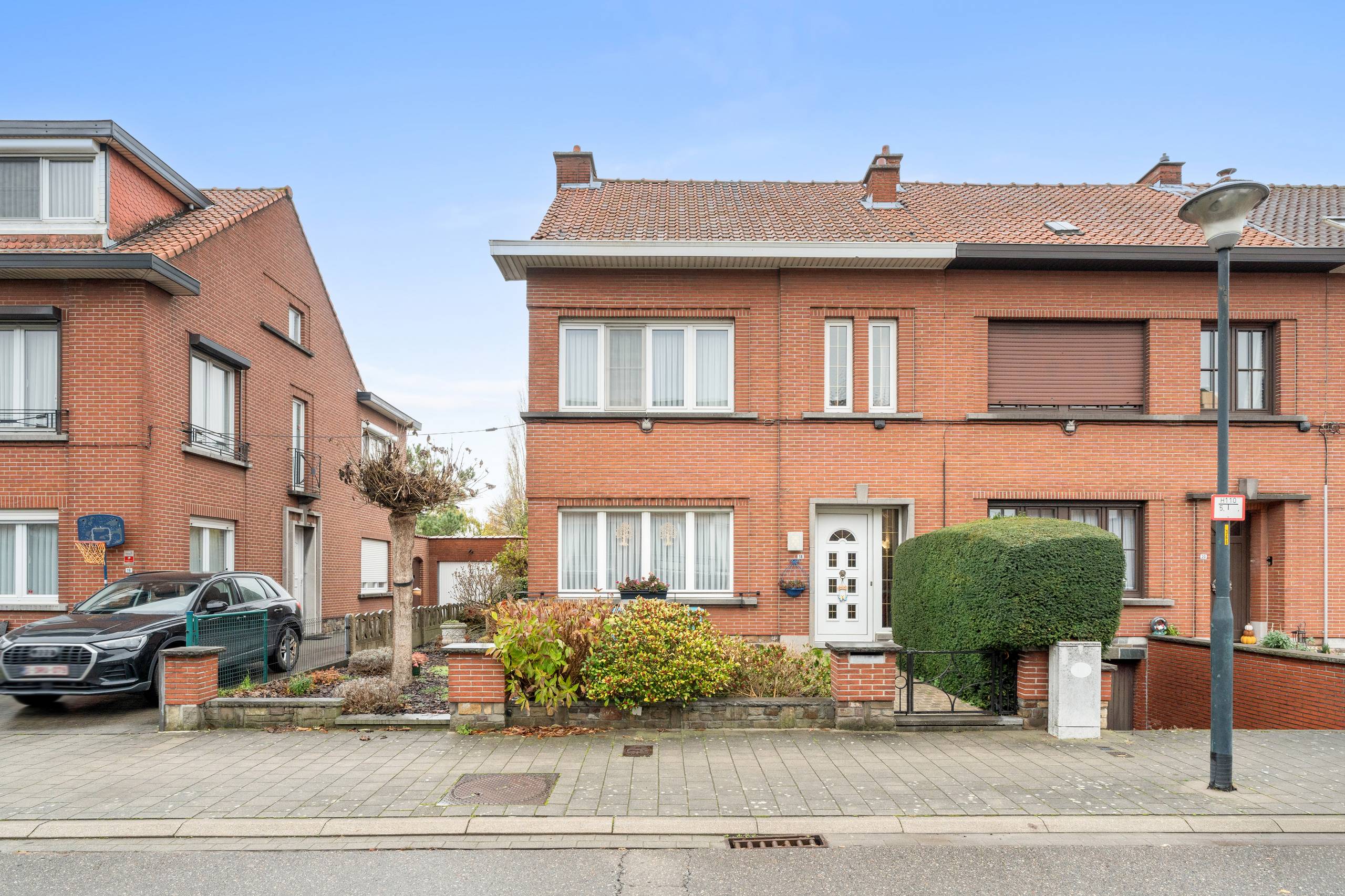 Halfopen woning met tuin in centrum Machelen - foto 1