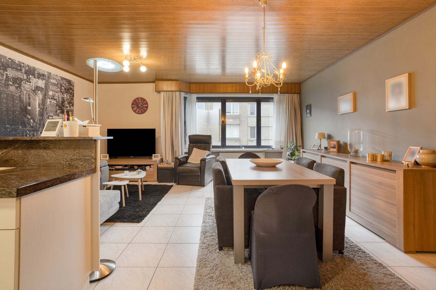 Instapklaar 2-slaapkamerappartement met terras – ideaal als opbrengsteigendom - foto 2