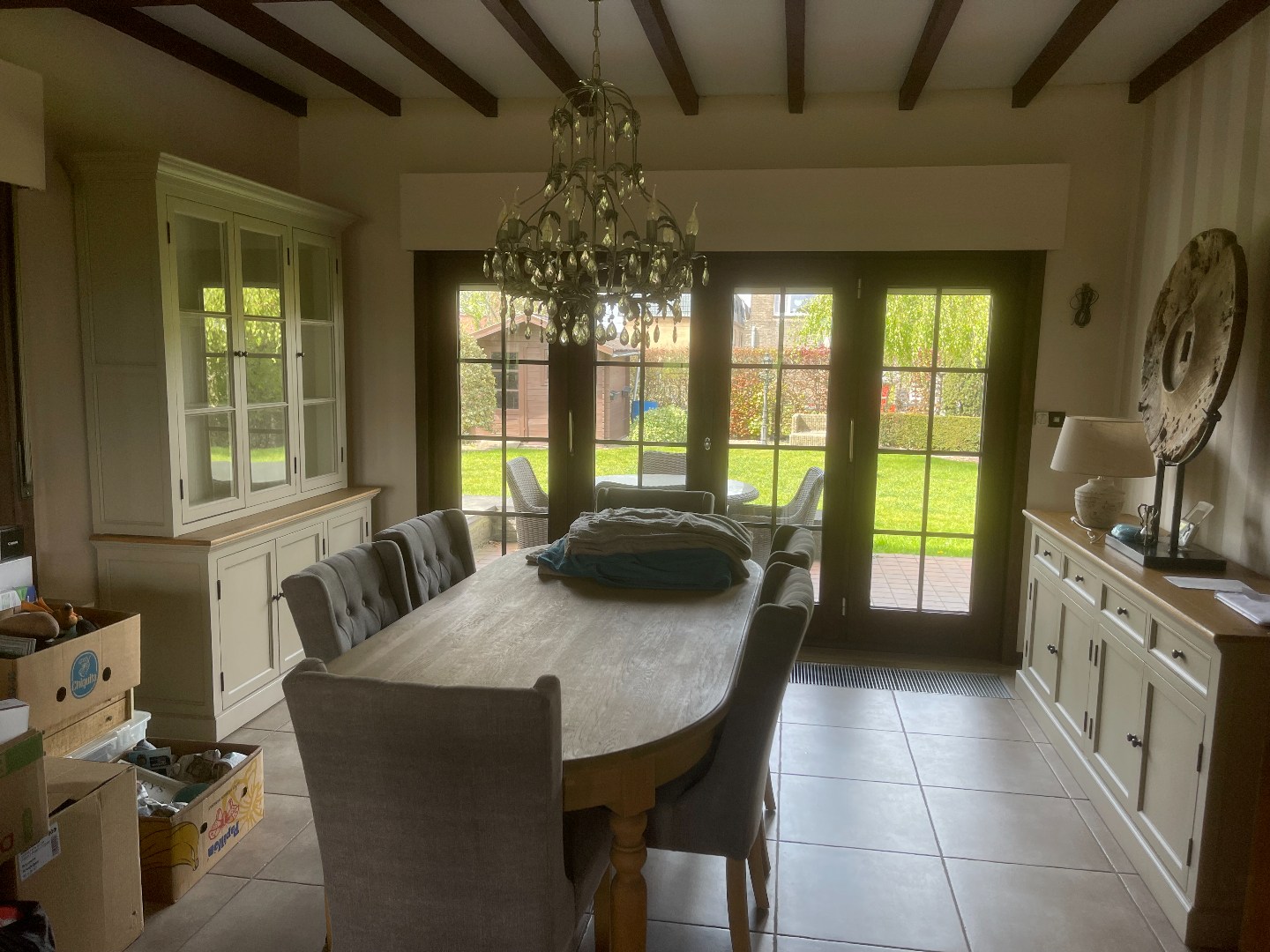 Rustig gelegen bungalow met prachtige tuin - foto 4