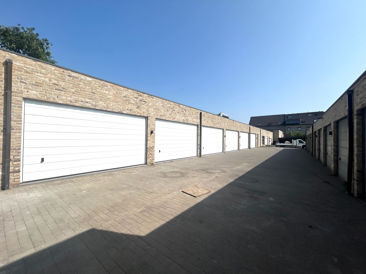 Praktische opslagplaats in centrum Izegem! - foto 3