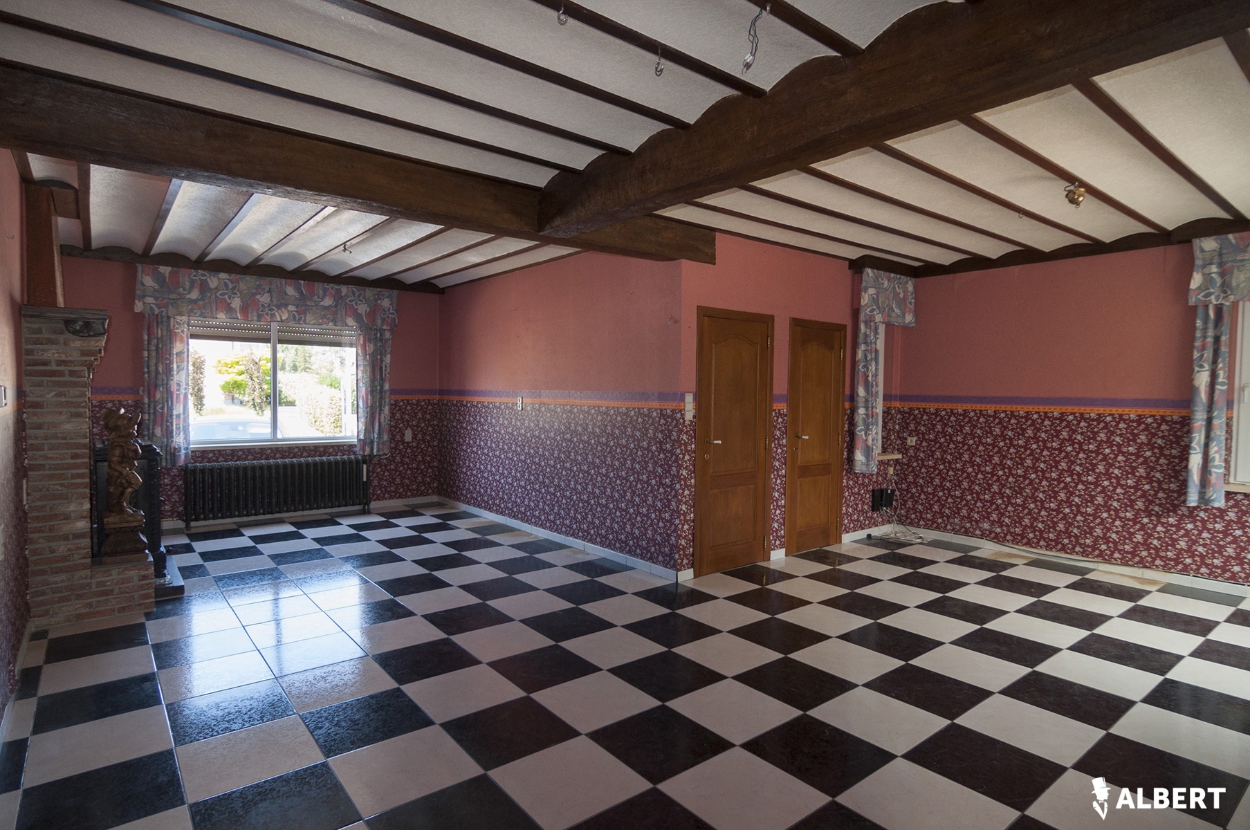 Leuke halfopen gezinswoning met potentieel op topligging! - foto 4