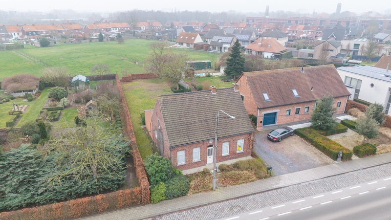 Roeselare-stadsrand. Prachtig pereceel bouwgrond waarvan 6% sloop / werderopbouw mogelijk OF grondige renovatie. Perceel van 875m2. ZUID-WEST. - foto 4