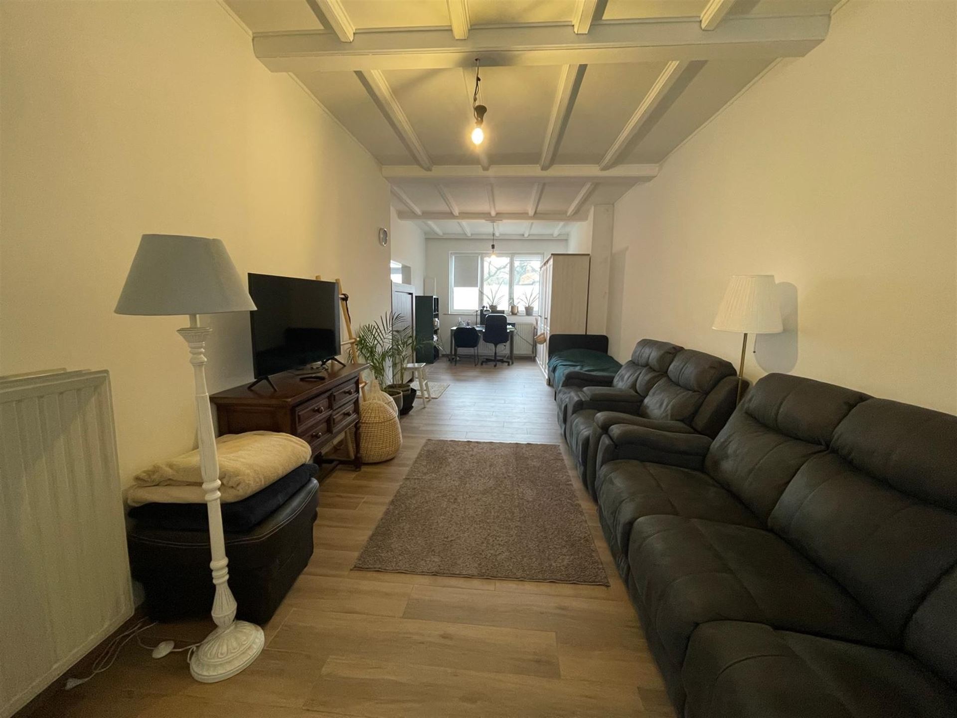 ideale stadswoning met 3 ruime slaapkamers en grote koer - foto 2