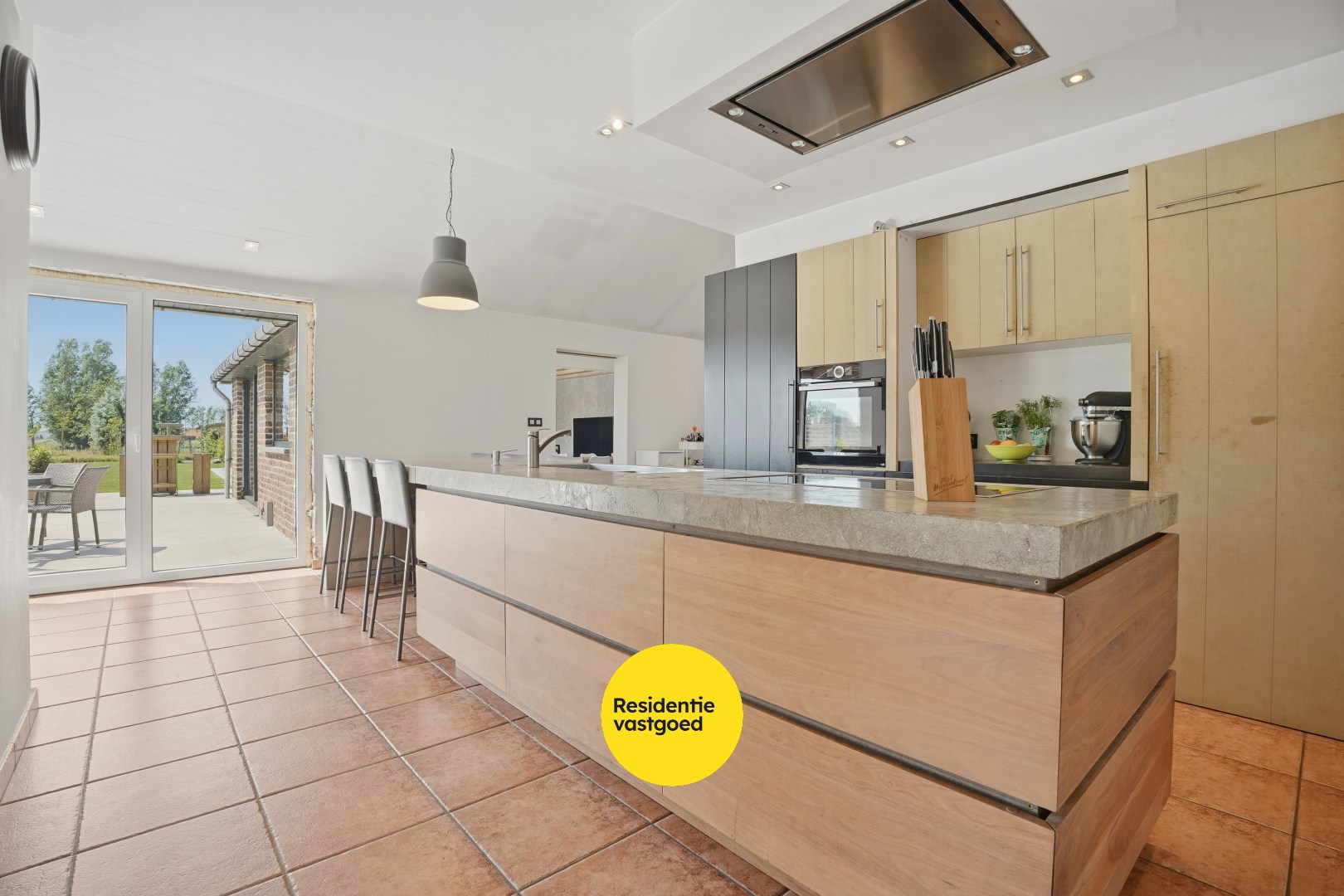 Instapklare open bebouwing met 5 slaapkamers op 1919m² te Merkem. - foto 5