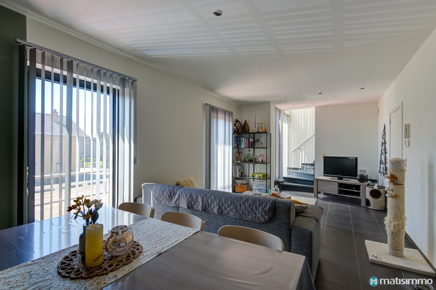 DUPLEXAPPARTEMENT MET 2 SLAAPKAMERS EN PARKEERPLAATS TE BEVERST - foto 4
