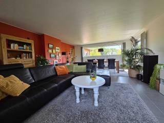 Deze ruime gerenoveerde energiezuinige (EPC B) woning van 290m² is uiterst rustig gelegen op wandelafstand van Netevallei en Herenbossen op een...