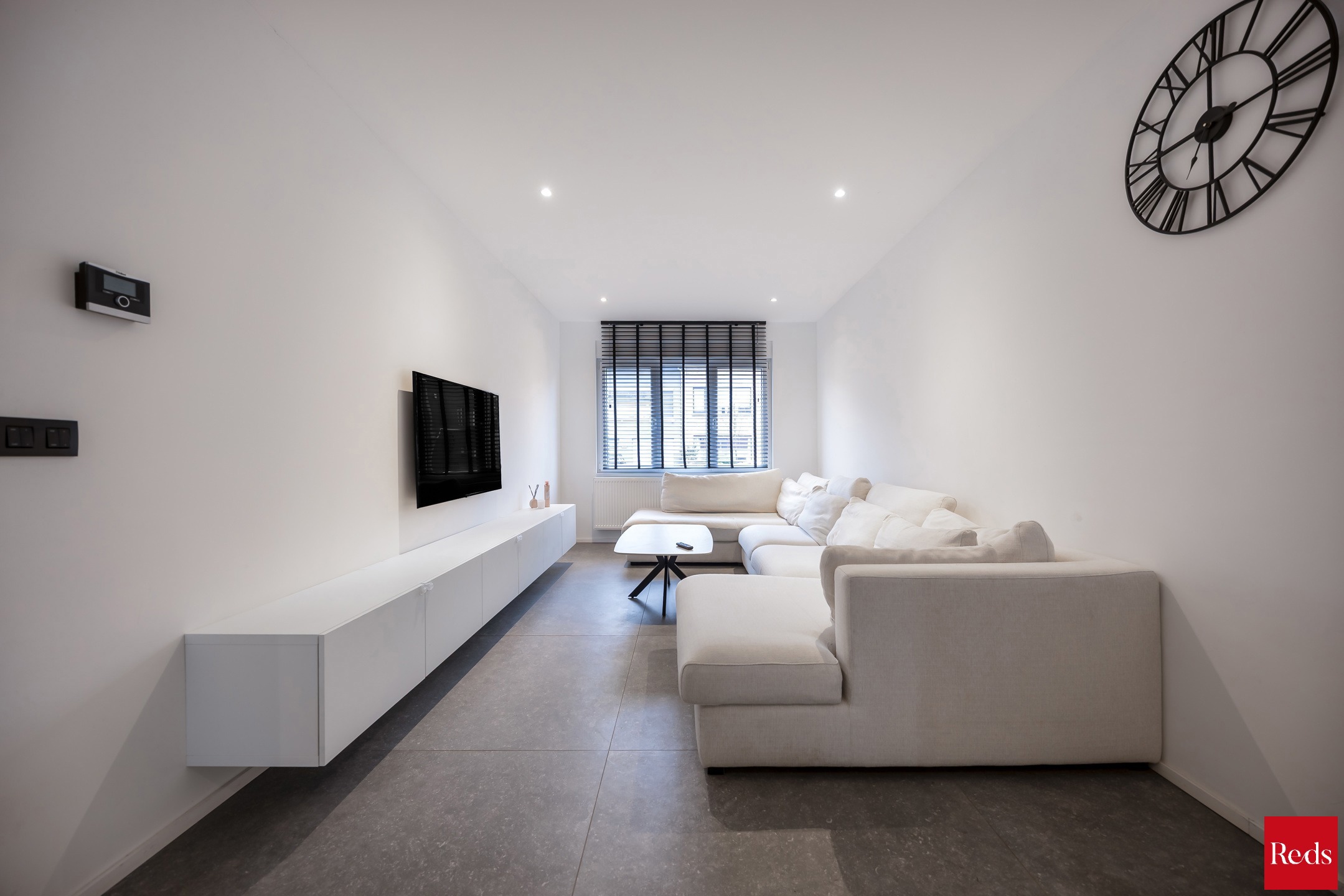 Volledig gerenoveerde woning in het hart van Wijnegem - foto 5