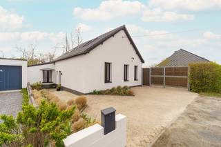 Interesse of vragen? Neem gerust contact op met Erik via erik@copandi.be of via 0497/530796.Deze woning is gelegen te Rotselaar, meer bepaald in de...