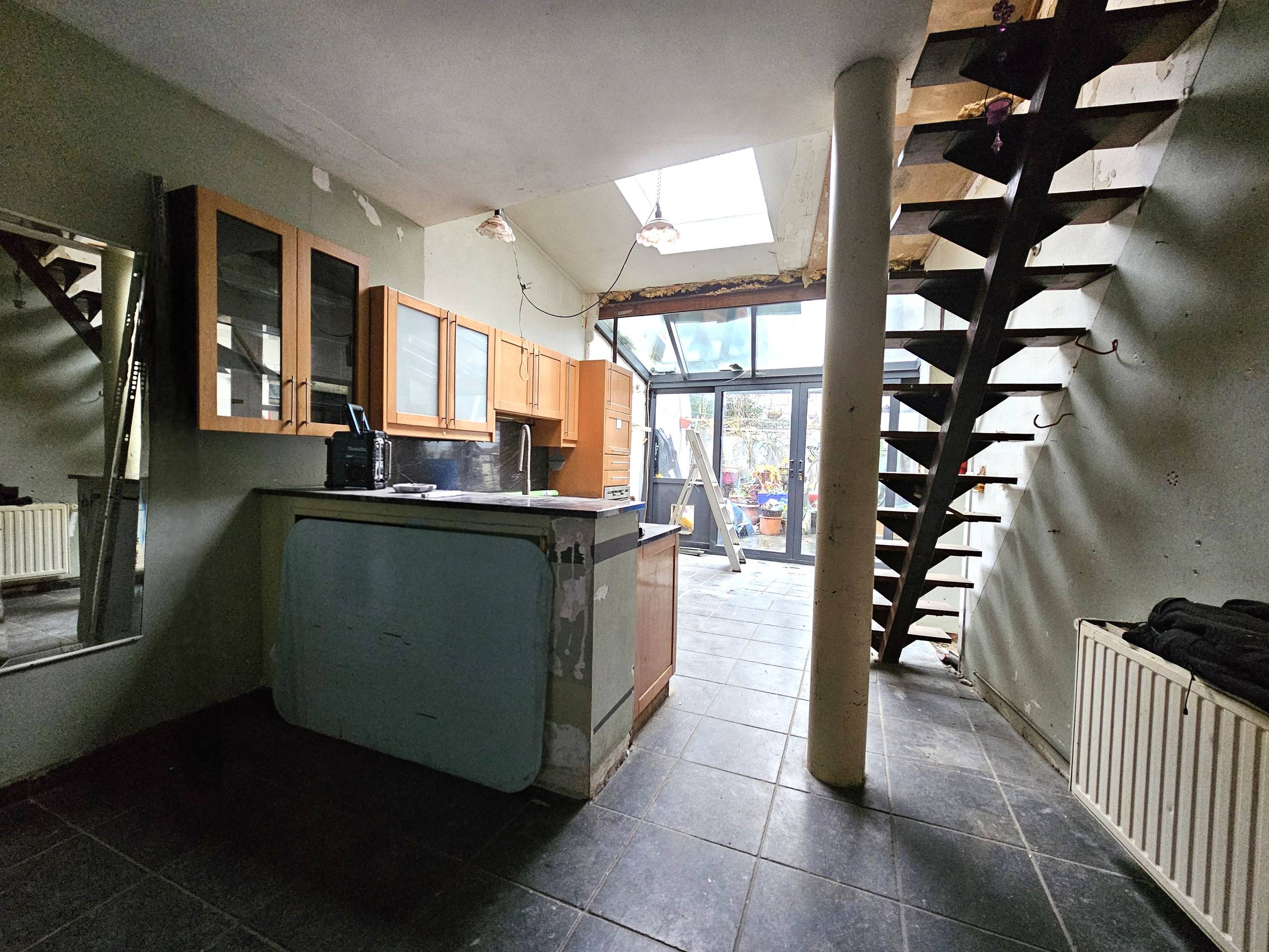 Veelzijdige investeringsmogelijkheid te koop in Menen - foto 5