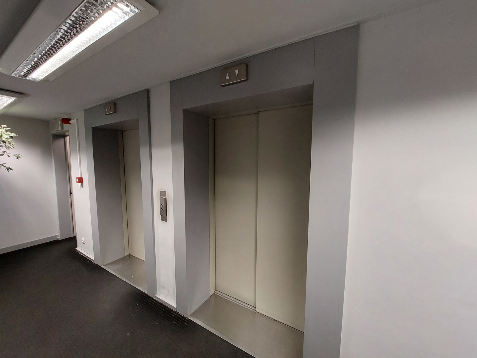 Commercial for sale in Antwerp - photo 3