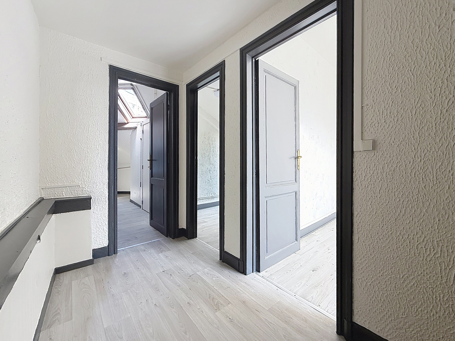 Appartement te huur in Etterbeek met 1 slaapkamer - foto 4