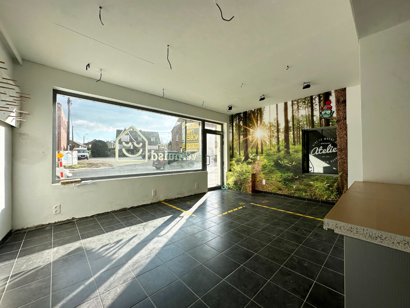 Te huur, veelzijdig gerenoveerd handelspand (66m²) op commerciële toplocatie in Lennik - foto 3