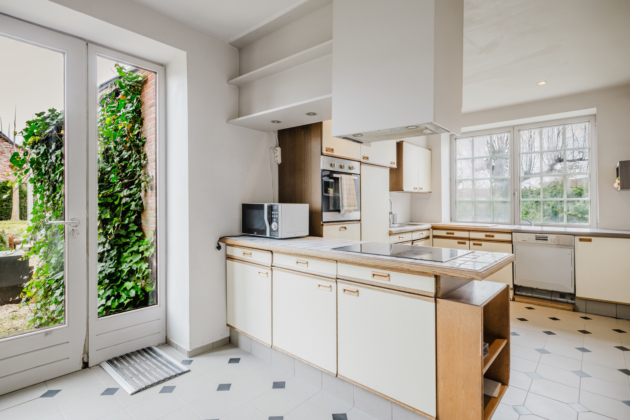 Te renoveren statige woning op 708M2 te Merelbeke - foto 5