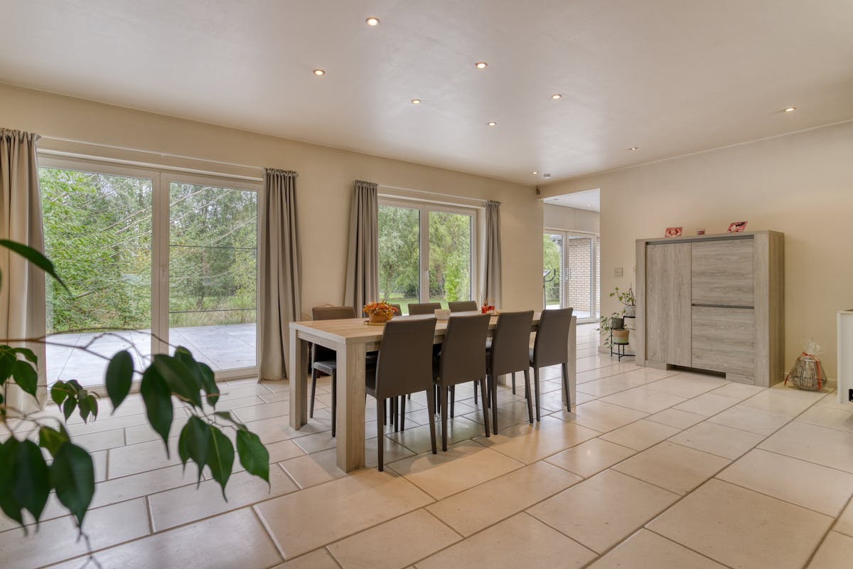 Ruime villa met 5 kamers te koop in Desselgem - foto 4
